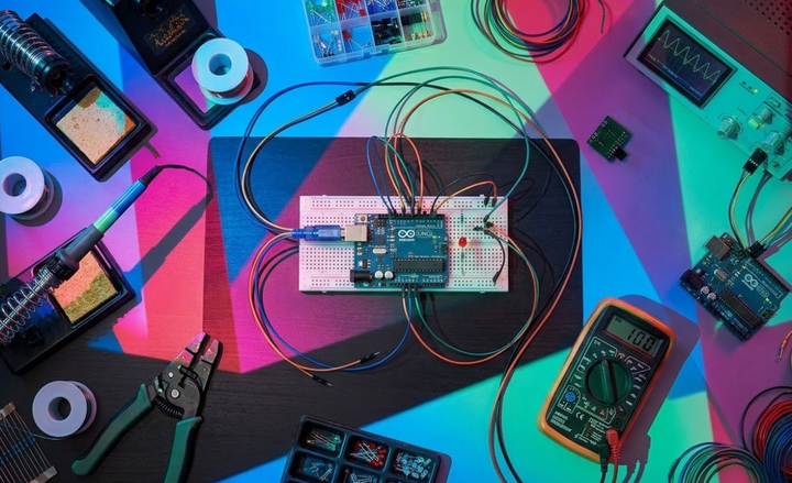 Robotics for 11-12 Year Olds: The Year They Stop Needing the Instructions